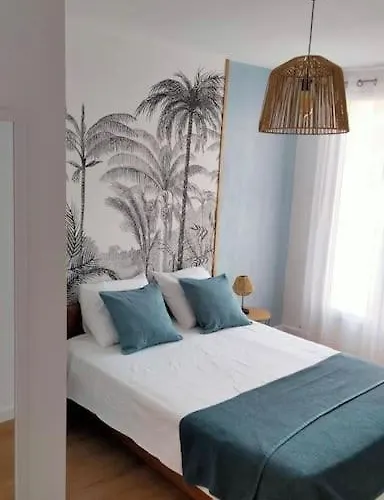 Appartamento Terre Et Hyères